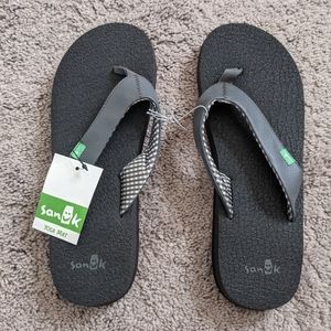 Sanuk Women's Sandals